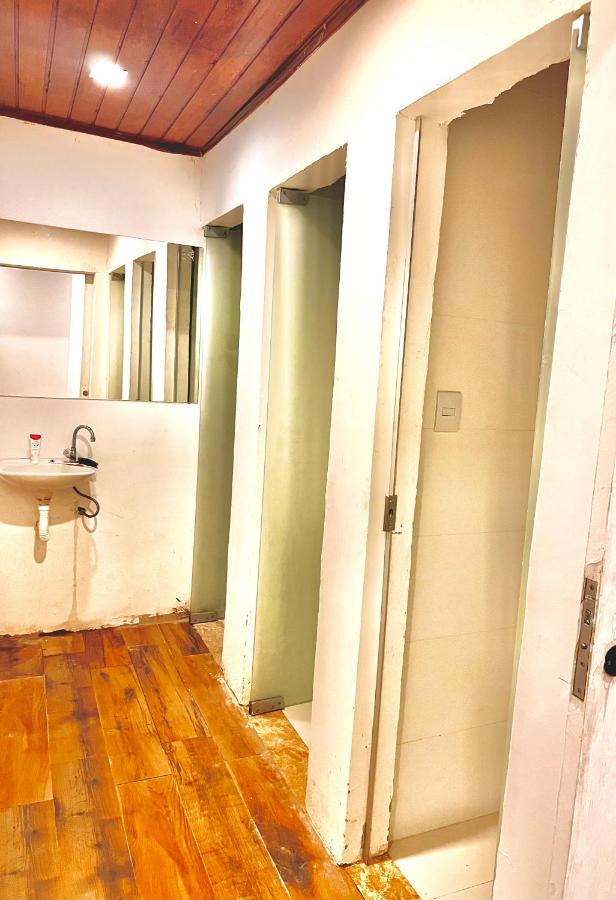 Gadhega'S Hotel Salvador Bagian luar foto