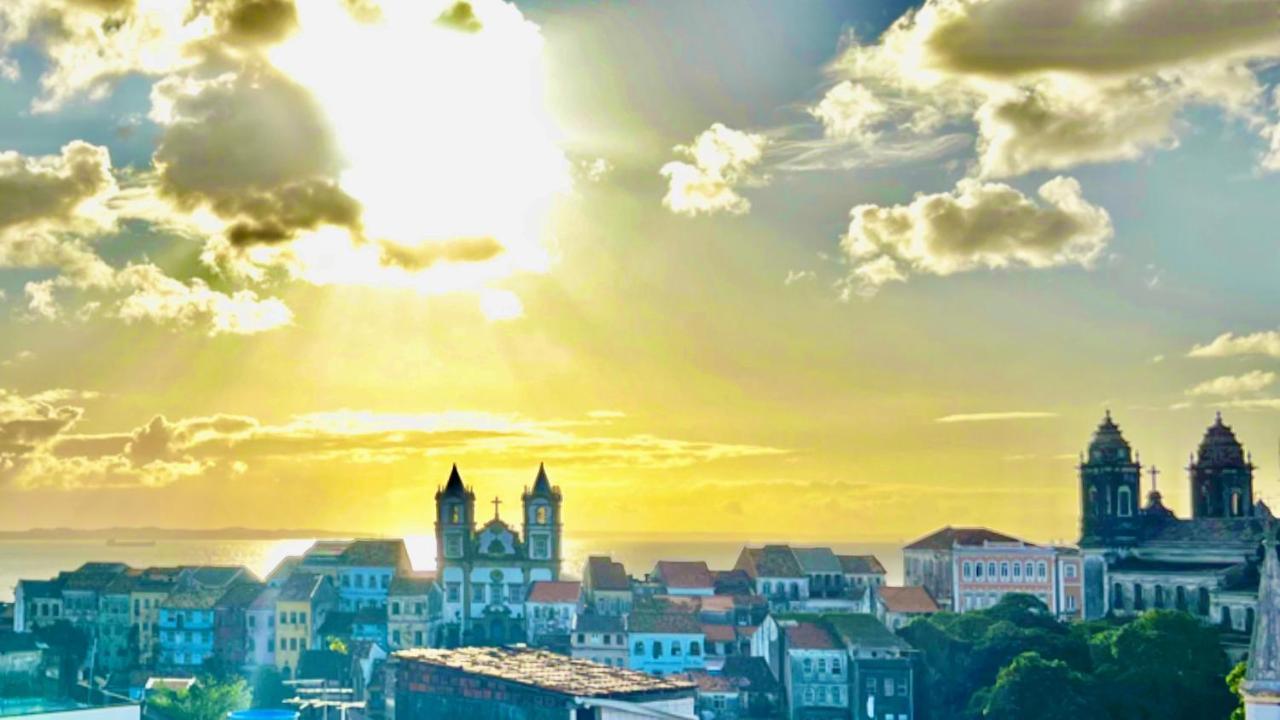 Gadhega'S Hotel Salvador Bagian luar foto